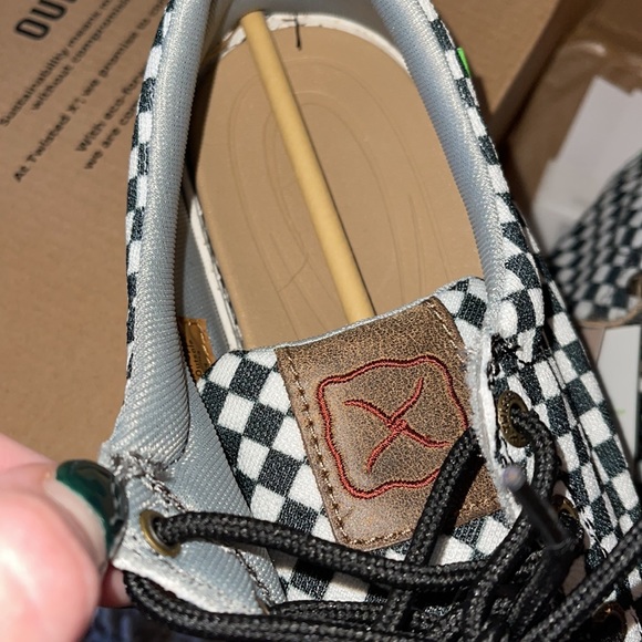 NWOB. Zero X, mens shoe size 7.5 - Picture 10 of 11